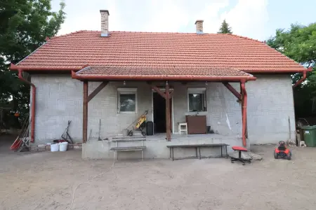 eladó családi ház, Albertirsa