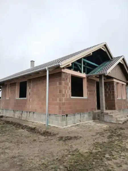 eladó családi ház, Berkenye