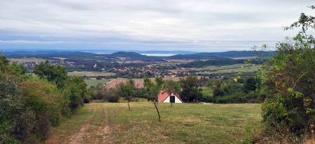 eladó családi ház, Pécsely