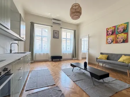 eladó lakás, Budapest, VI. kerület