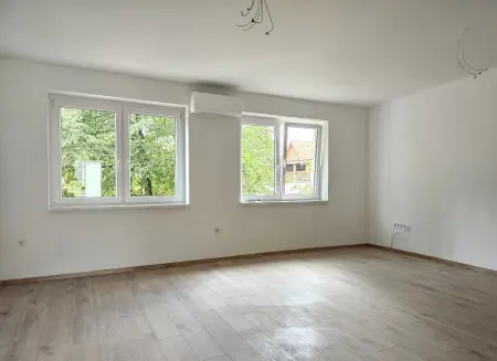 eladó lakás, Eger