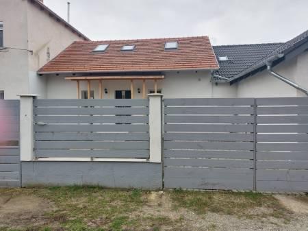 eladó sorház, Dunakeszi