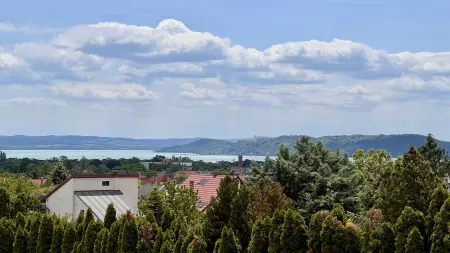eladó új építésű családi ház, Balatonfüred