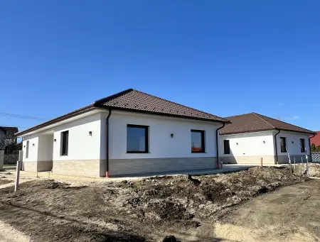 eladó új építésű családi ház, Dunaföldvár