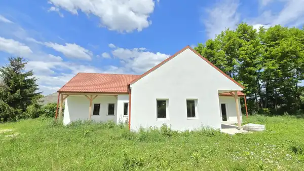 Eladó új építésű családi ház, Györköny 5 szoba 173 m² 52 M Ft