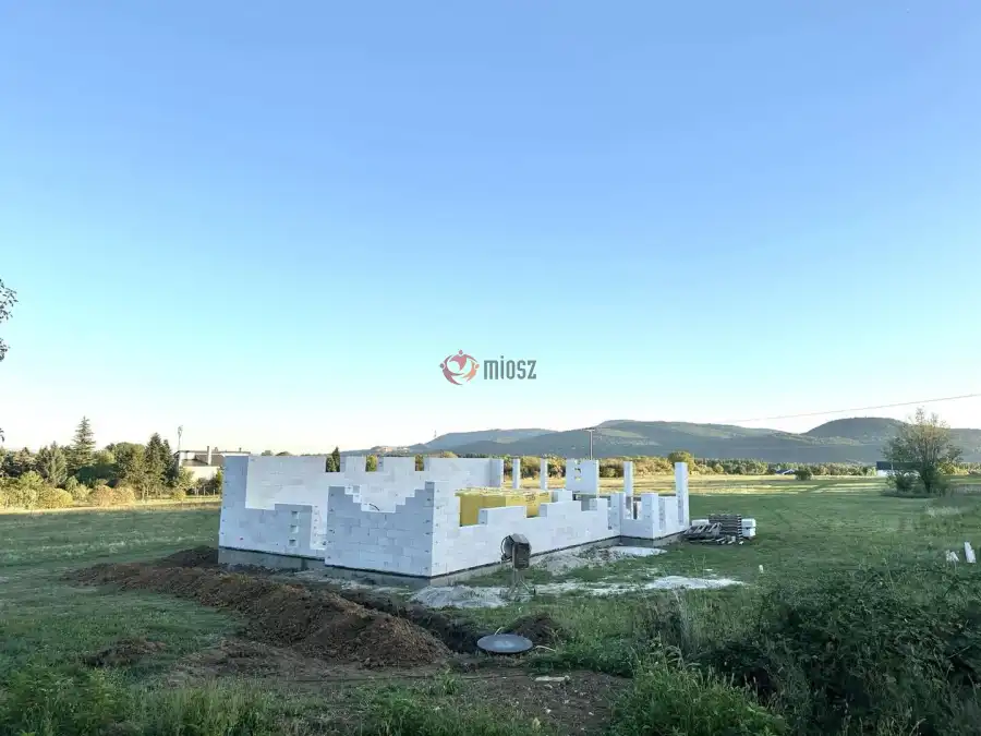 eladó új építésű családi ház, Kismaros