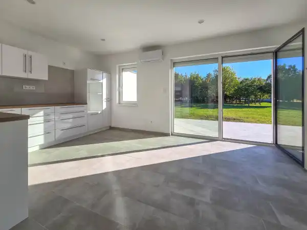 Eladó új építésű családi ház, Lövő 3 szoba 72 m² 83.9 M Ft