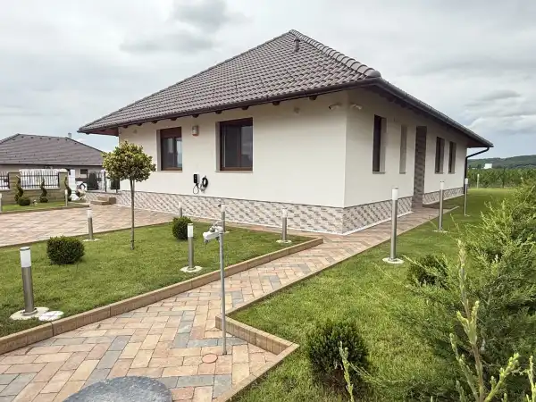 Eladó új építésű családi ház, Vácrátót 4 szoba 118 m² 155 M Ft