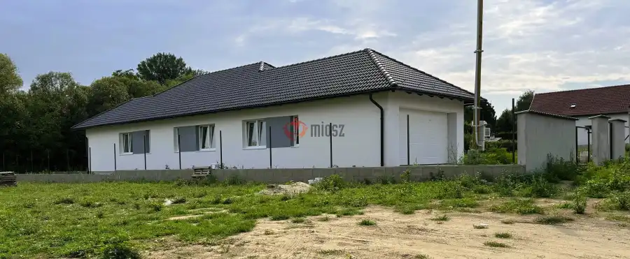 eladó új építésű családi ház, Veresegyház
