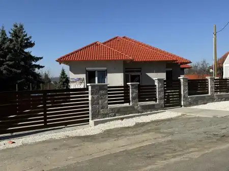 eladó új építésű ikerház, Gödöllő
