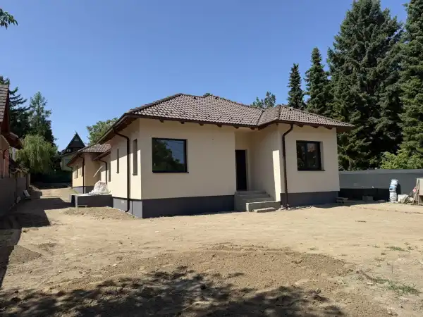 Eladó új építésű ikerház, Gödöllő 5 szoba 108 m² 114.9 M Ft