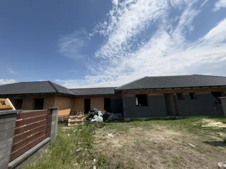 eladó új építésű ikerház, Kiskunlacháza