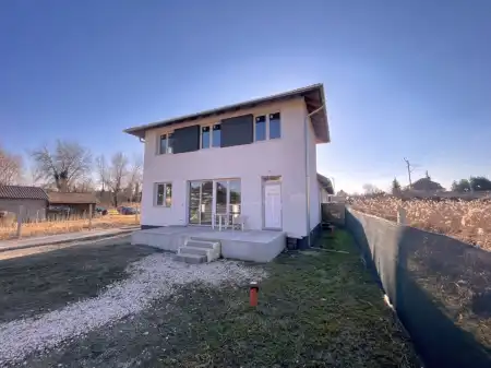 eladó új építésű ikerház, Őrbottyán