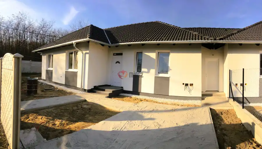 eladó új építésű ikerház, Őrbottyán