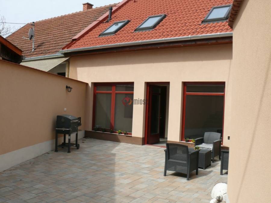 eladó újépítésű családi ház, Kecskemét