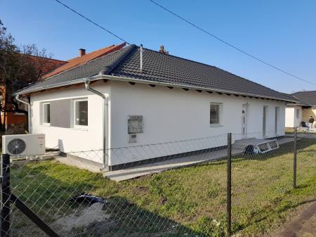eladó újépítésű ikerház, Kiskunlacháza