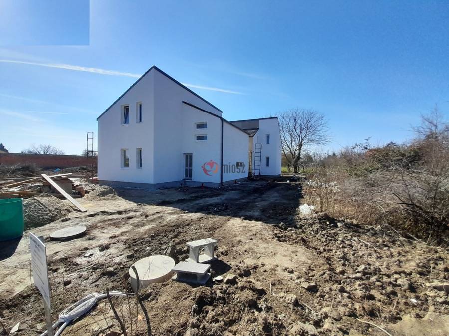 eladó újépítésű ikerház, Ráckeve