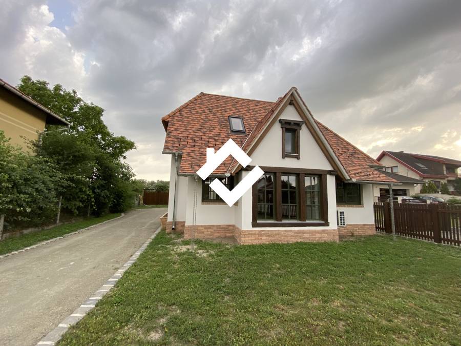 eladó újépítésű sorház, Dabas