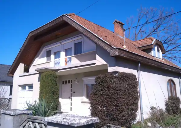 Eladó újszerű családi ház, Albertirsa 5 szoba 140 m² 89.5 M Ft