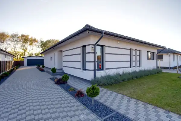 Eladó újszerű családi ház, Kakucs 4 szoba 190 m² 189.9 M Ft