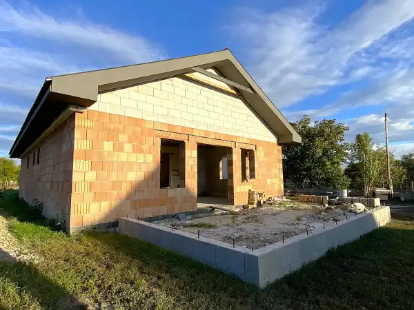 Eladó újszerű családi ház, Makád 3 szoba 117 m² 41.9 M Ft Eladó újszerű családi ház, Makád 3 szoba 117 m² 41.9 M Ft