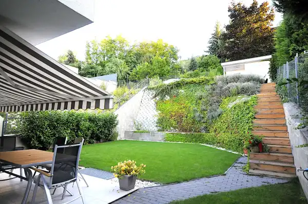 Eladó újszerű ikerház, Solymár 4 szoba 180 m² 185 M Ft