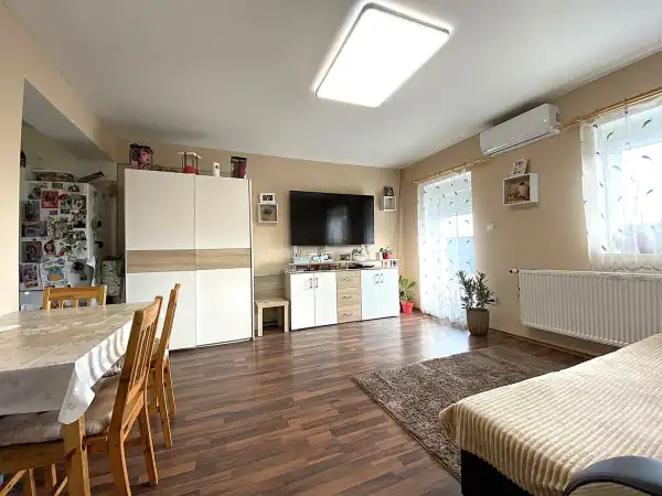 Eladó újszerű ikerház, Szigetcsép 2 szoba 56 m² 44.5 M Ft