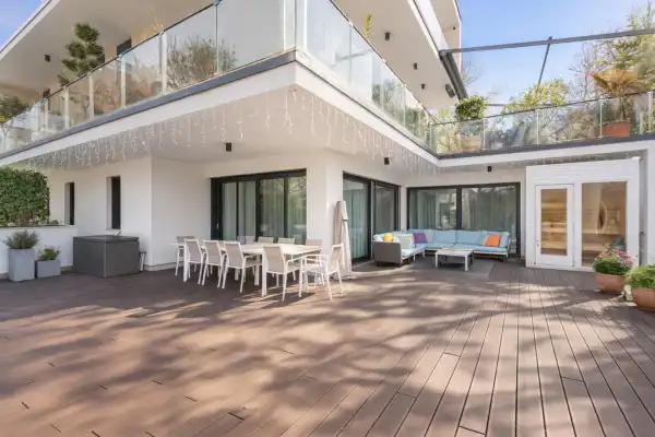 Eladó újszerű lakás, Budapest, II. kerület 5 szoba 163 m² 585 M Ft