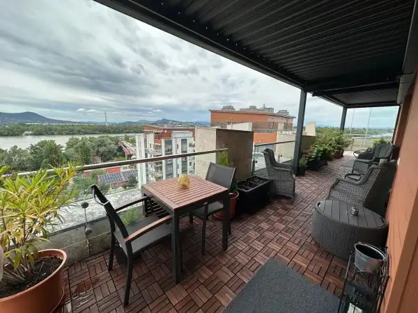 Eladó újszerű lakás, Budapest, XIII. kerület 4 szoba 150 m² 449 M Ft