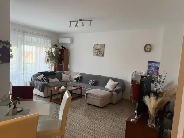 Eladó újszerű lakás, Budapest, XIV. kerület 2 szoba 57 m² 89.99 M Ft