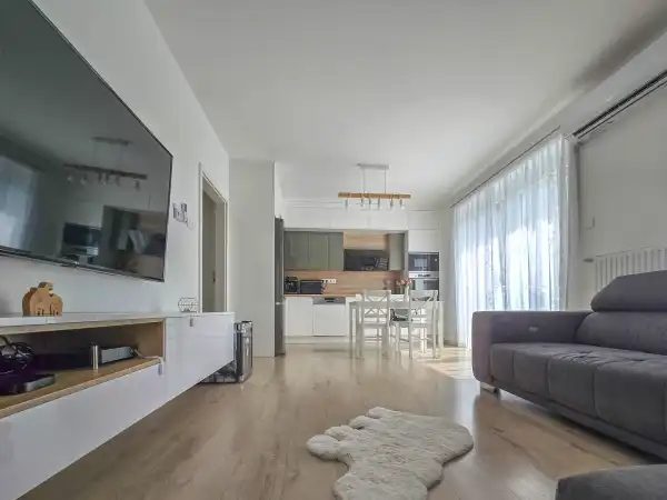 Eladó újszerű lakás, Sopron 3 szoba 60 m² 78 M Ft