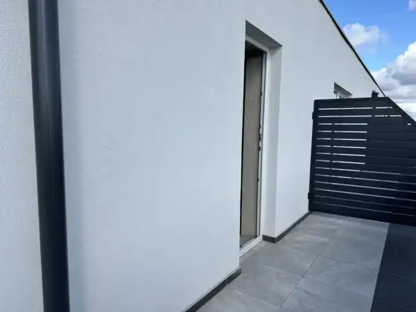 Eladó újszerű lakás, Vámosszabadi 2 szoba 54 m² 57.01 M Ft