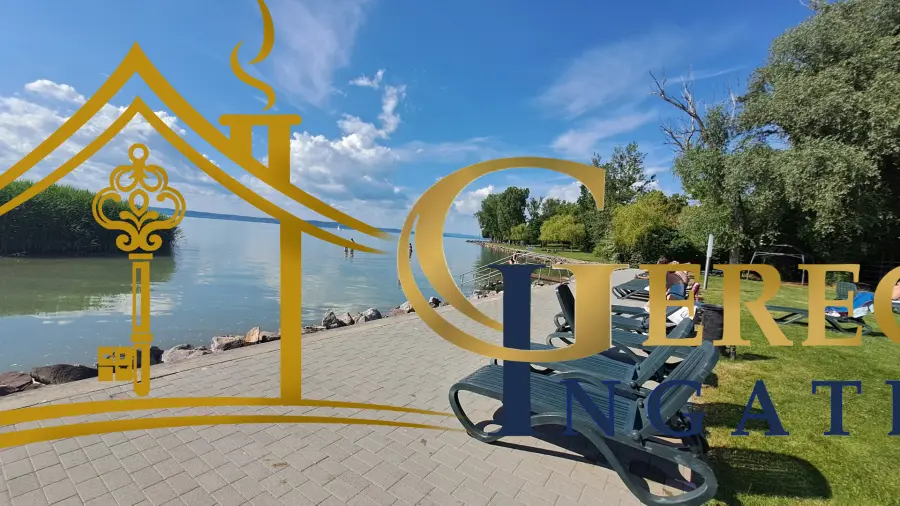 eladó újszerű téglalakás, Siófok