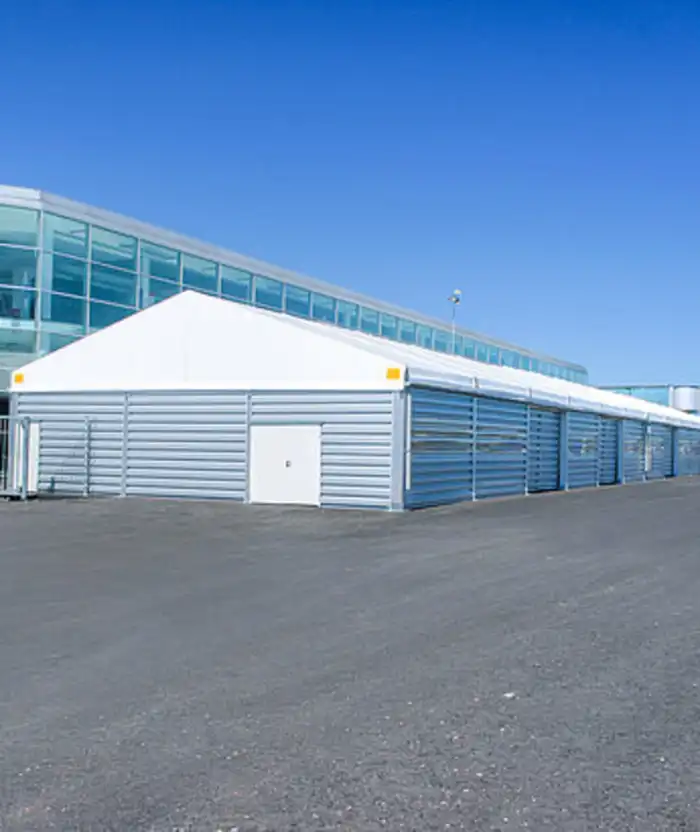 KIADÓ raktárak - Sóskút Ipari Park